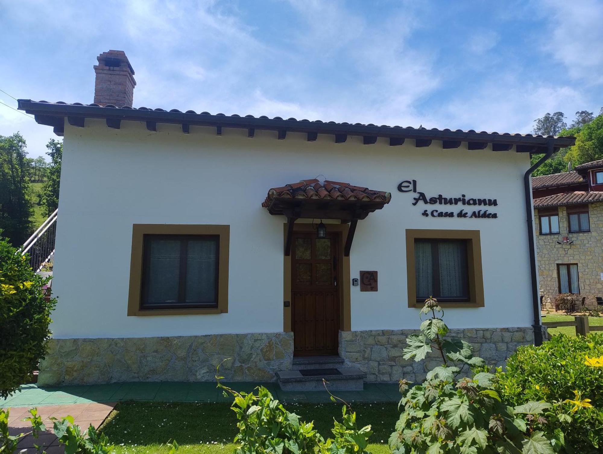 El Asturianu Villa Onís Exteriör bild