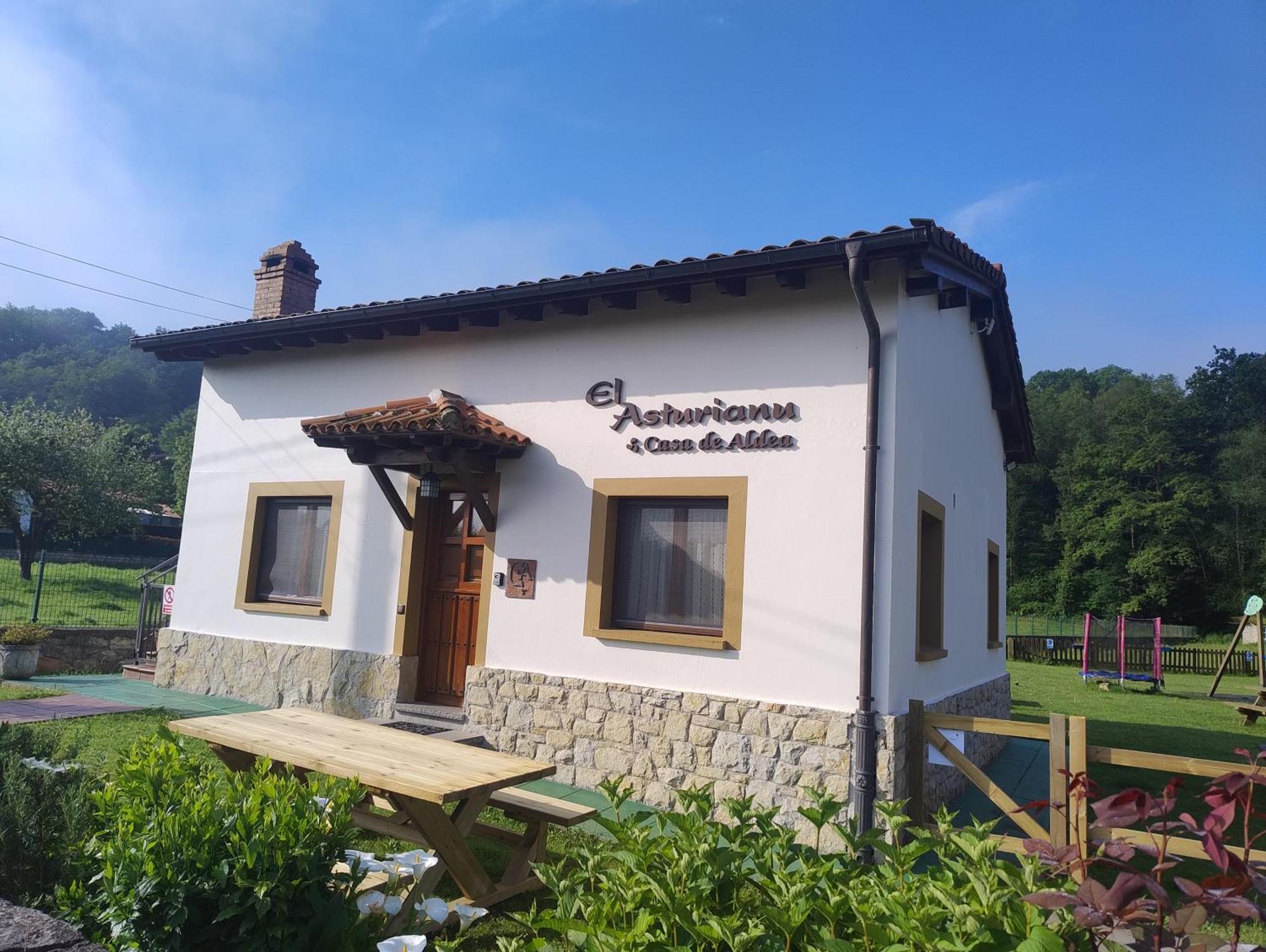 El Asturianu Villa Onís Exteriör bild
