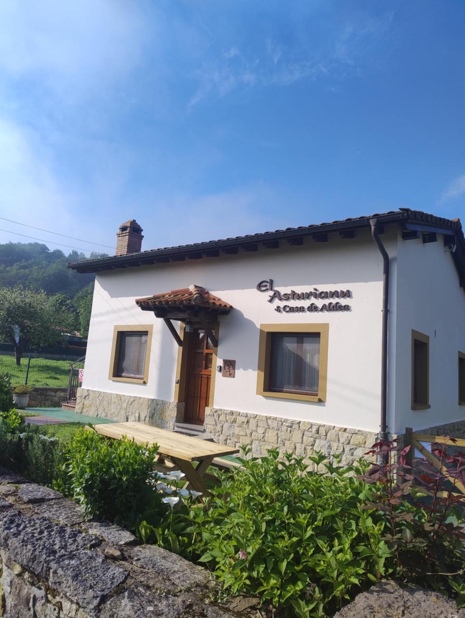 El Asturianu Villa Onís Exteriör bild